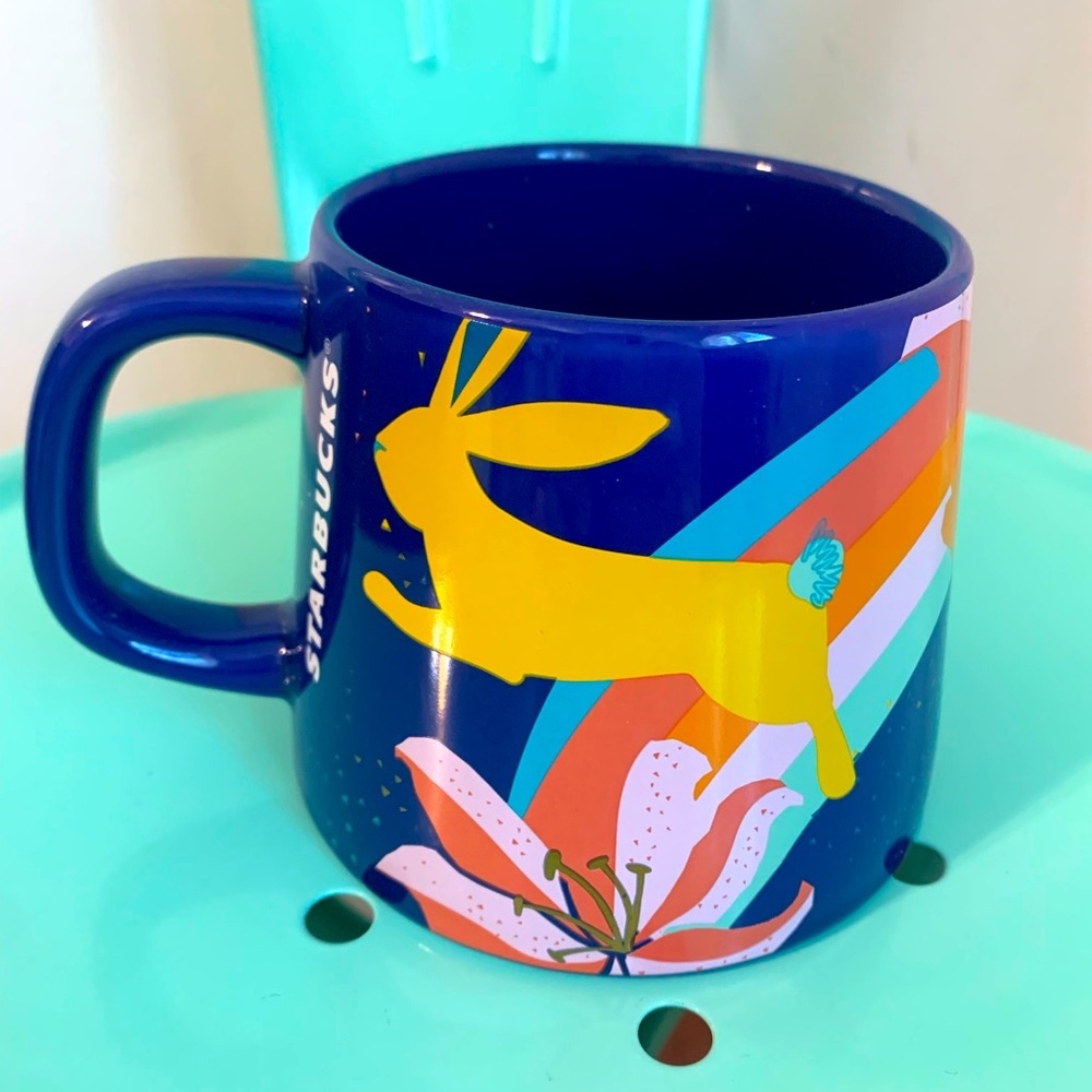 Starbucks 2020 14 oz Bunny Rabbit Tropical Hawaiian Flower Mug